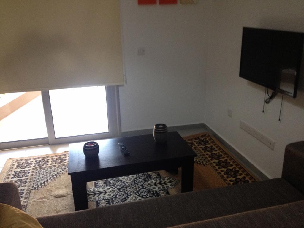 Niro Apartments Polis Bilik gambar