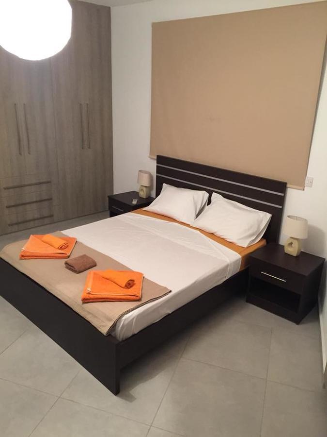 Niro Apartments Polis Luaran gambar