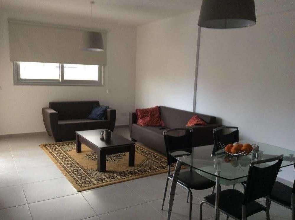 Niro Apartments Polis Luaran gambar